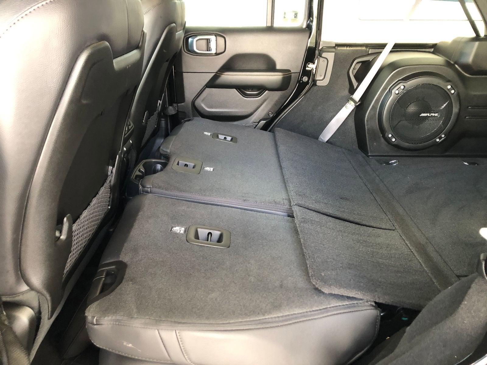 2024 Jeep Wrangler 4-Door Sahara 4x4