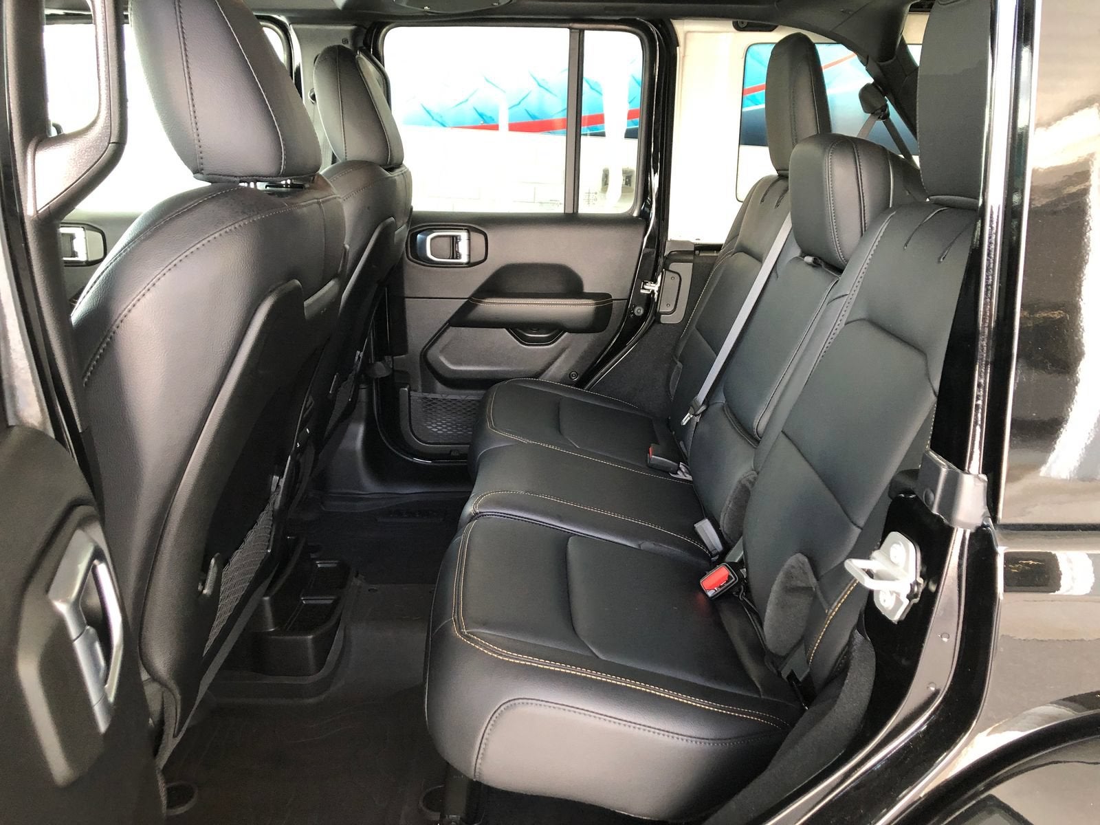 2024 Jeep Wrangler 4-Door Sahara 4x4