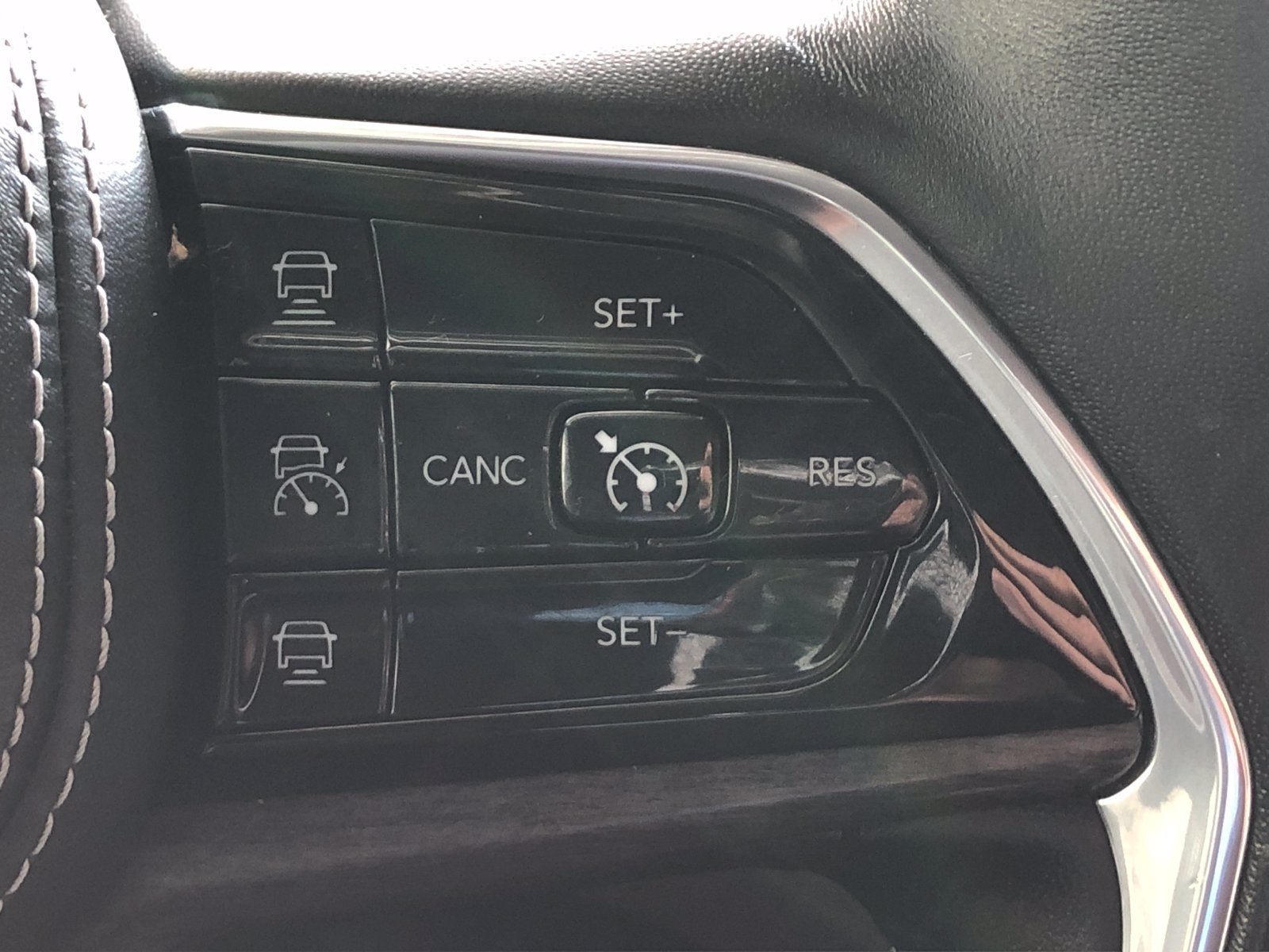 2022 Jeep Grand Cherokee Overland 4x4