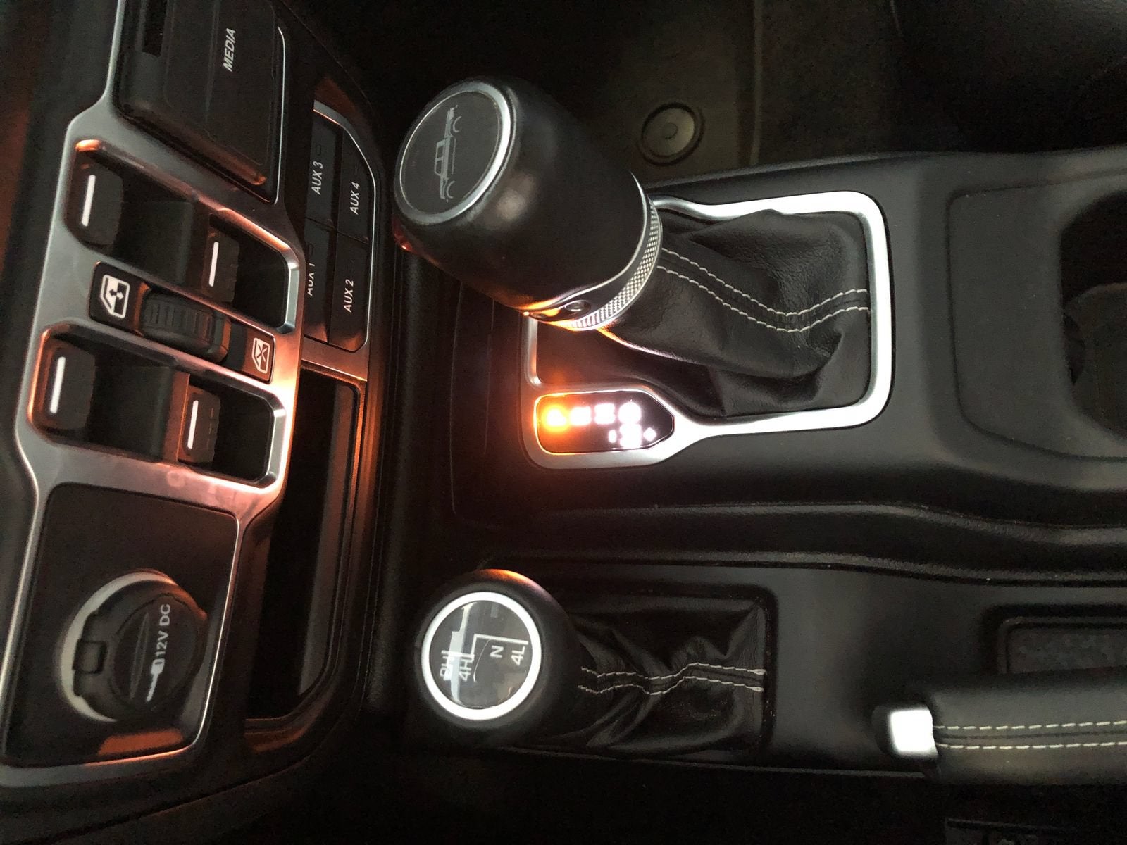 2021 Jeep Gladiator Overland 4x4