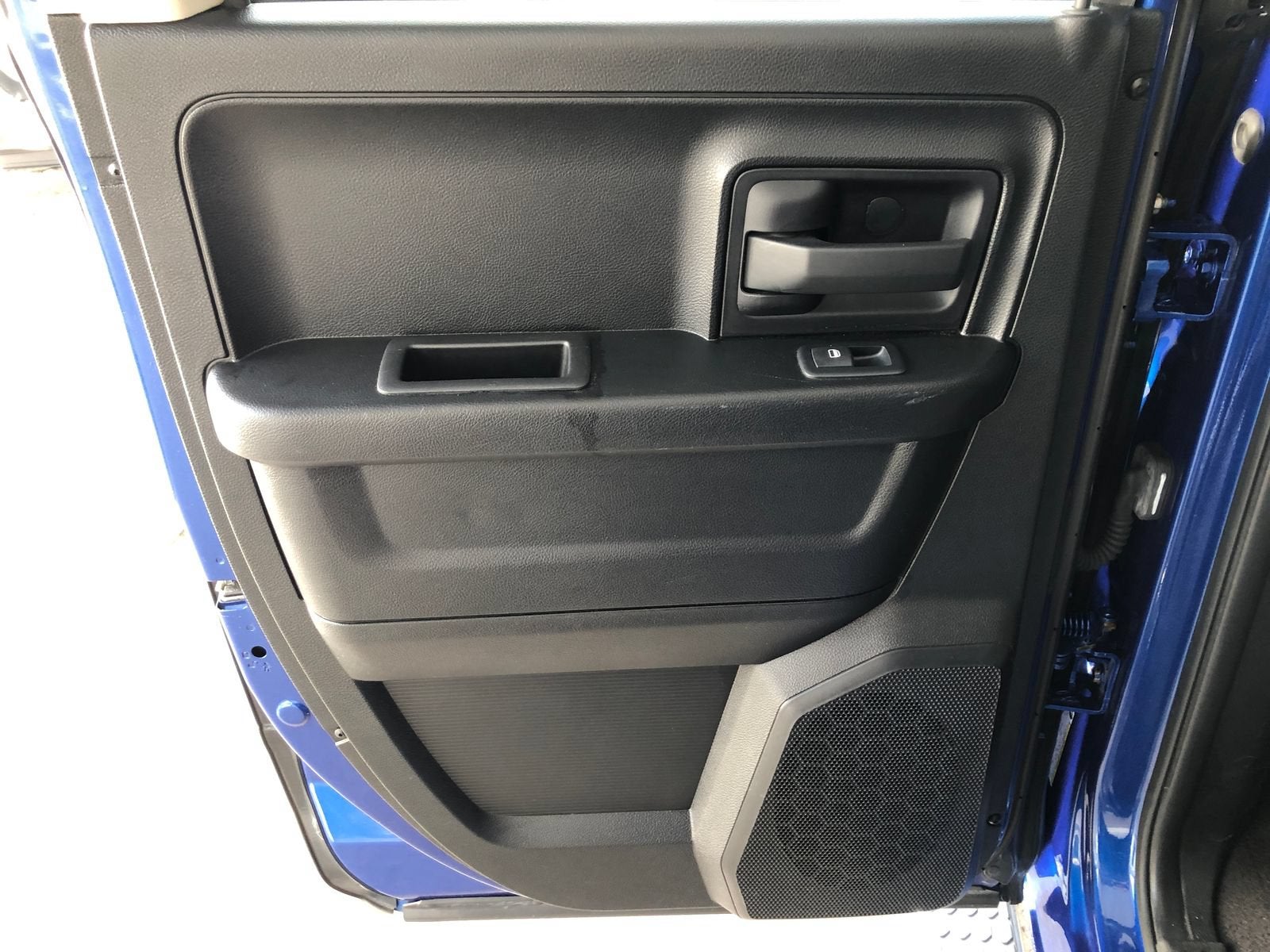2018 RAM 1500 Express Quad Cab 4x4 6'4" Box