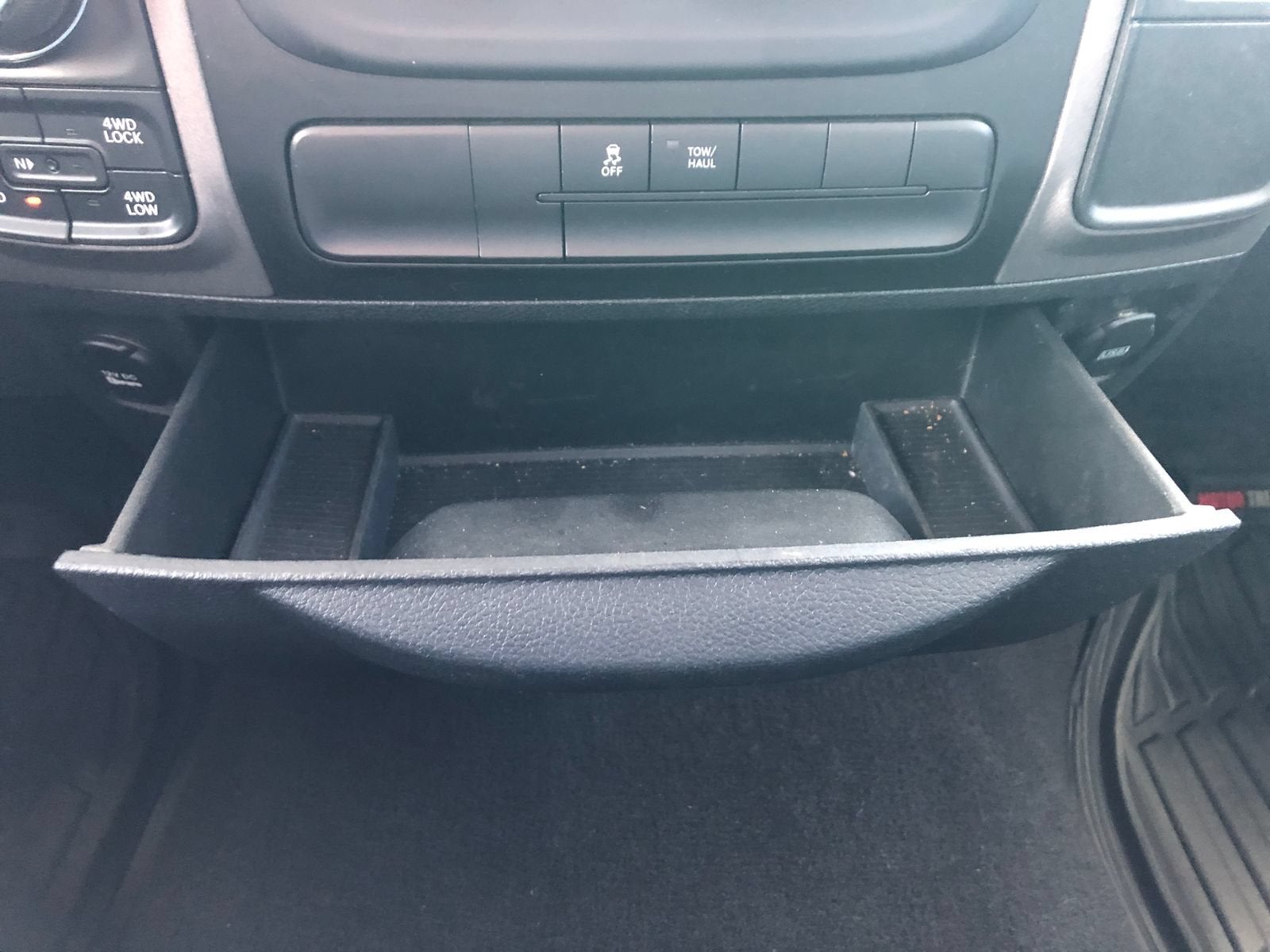 2018 RAM 1500 Express Quad Cab 4x4 6'4" Box