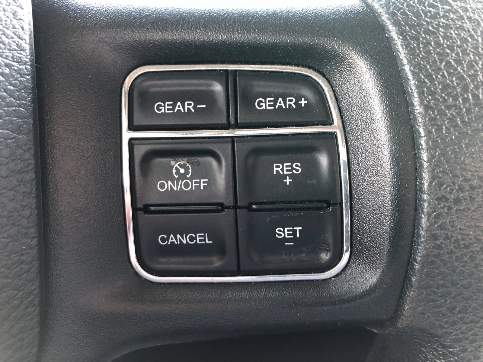 2018 RAM 1500 Express Quad Cab 4x4 6'4" Box