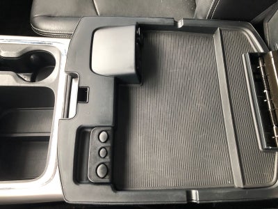 2017 RAM 1500 Laramie Crew Cab 4x4 5'7" Box