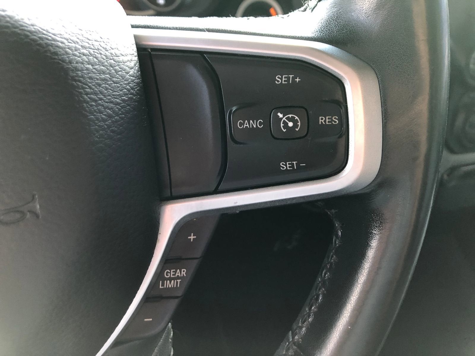 2019 RAM 1500 Big Horn/Lone Star Crew Cab 4x4 5'7" Box