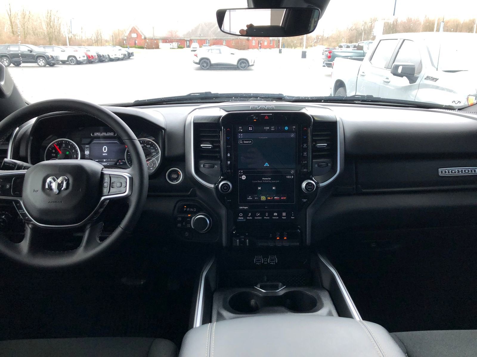2025 RAM 1500 Big Horn Crew Cab 4x4 6'4" Box