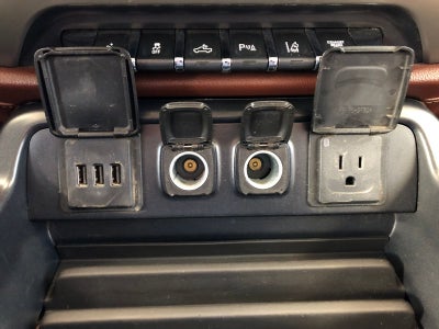 2015 Chevrolet Silverado 3500 HD High Country