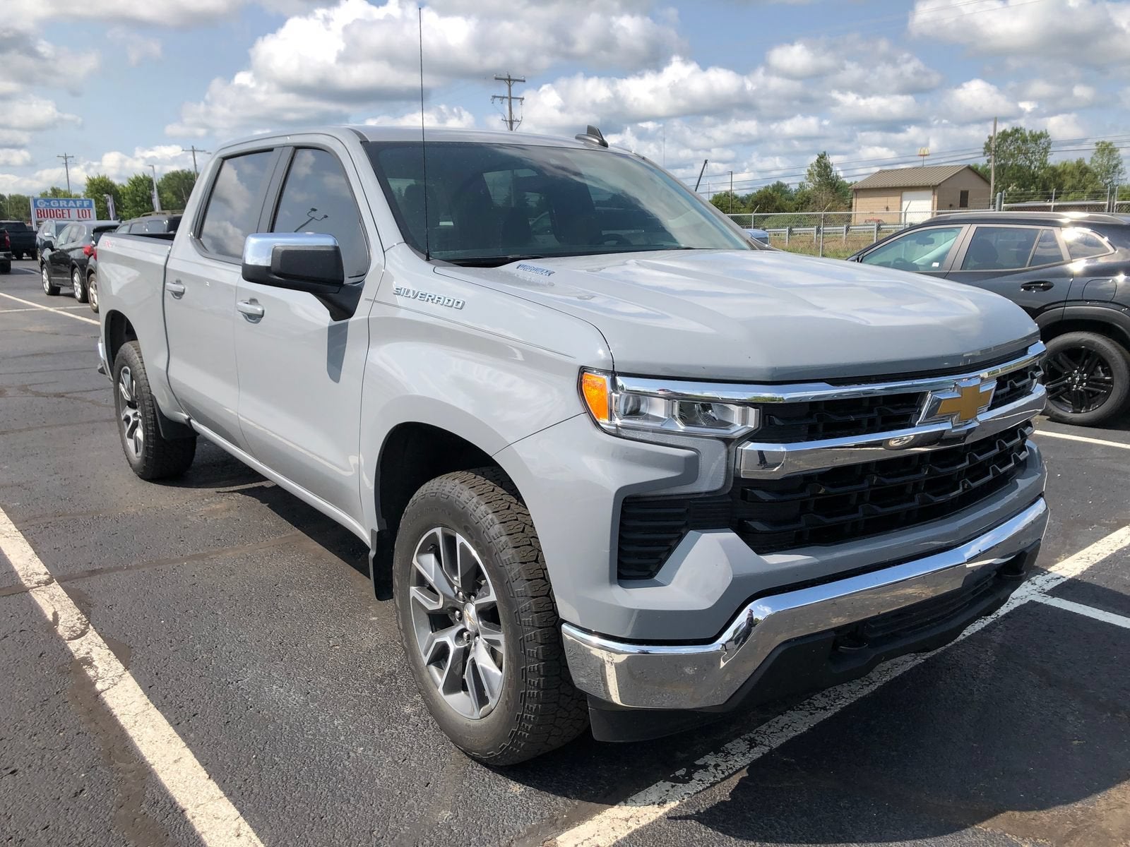 2024 Chevrolet Silverado 1500 LT (2FL)