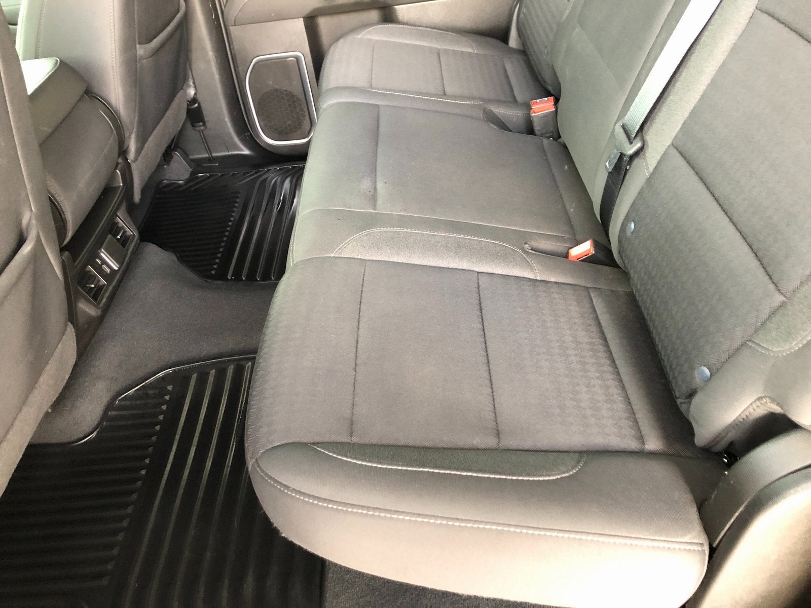 2022 Chevrolet Silverado 1500 LT (2FL)