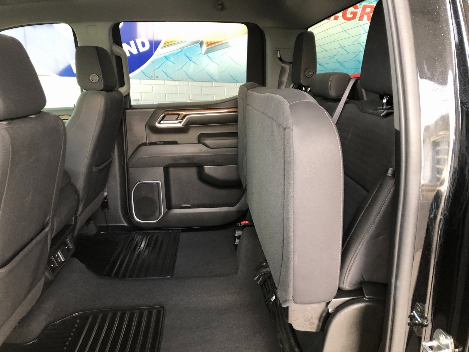 2022 Chevrolet Silverado 1500 LT (2FL)