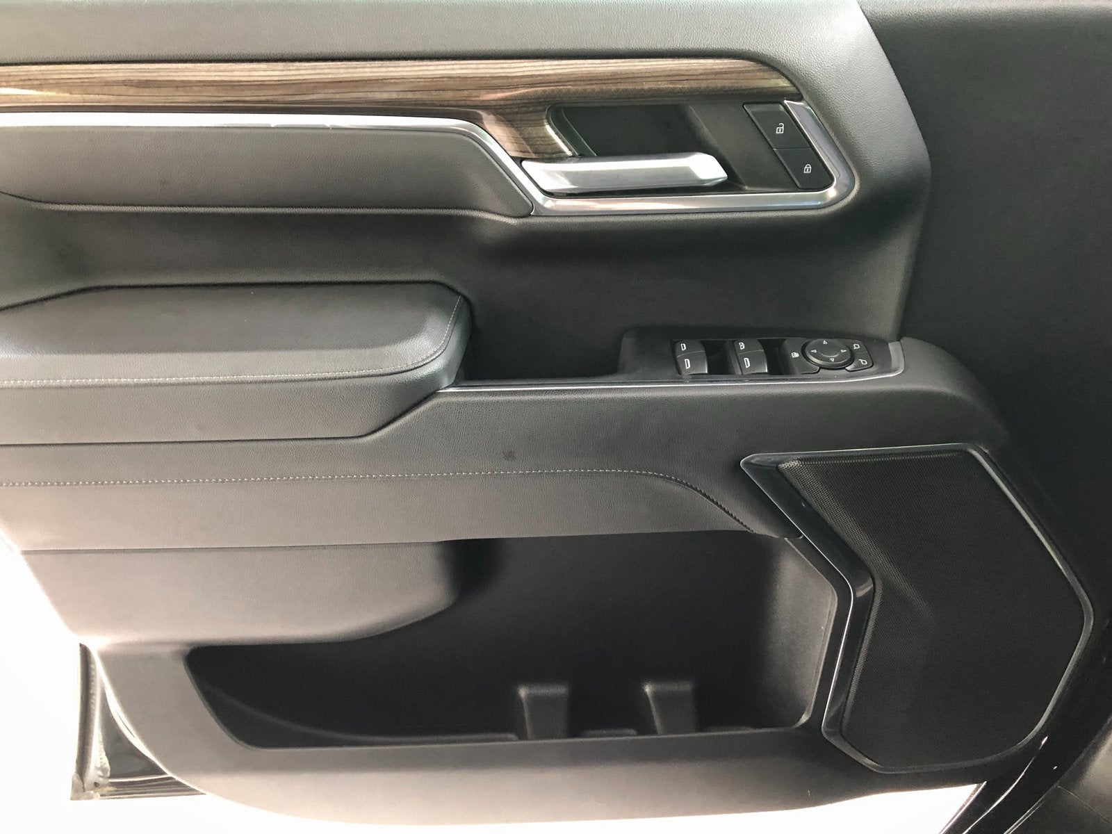 2022 Chevrolet Silverado 1500 LT (2FL)