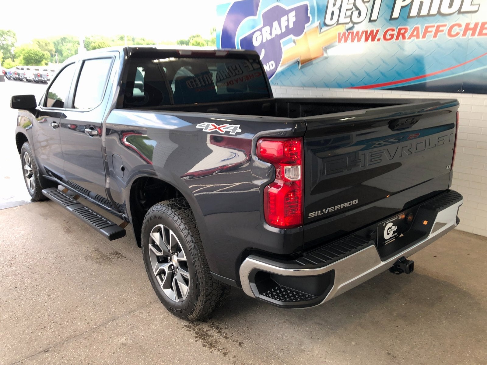 2024 Chevrolet Silverado 1500 LT (2FL)