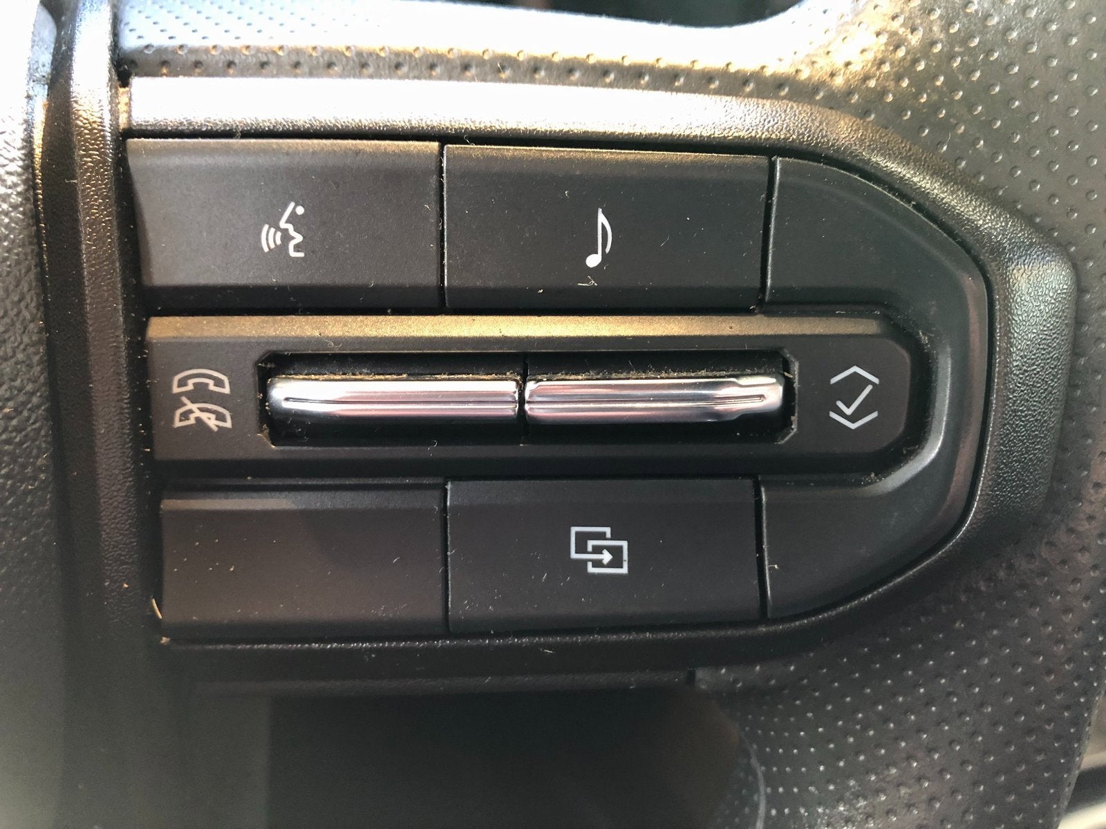 2023 Chevrolet Colorado WT