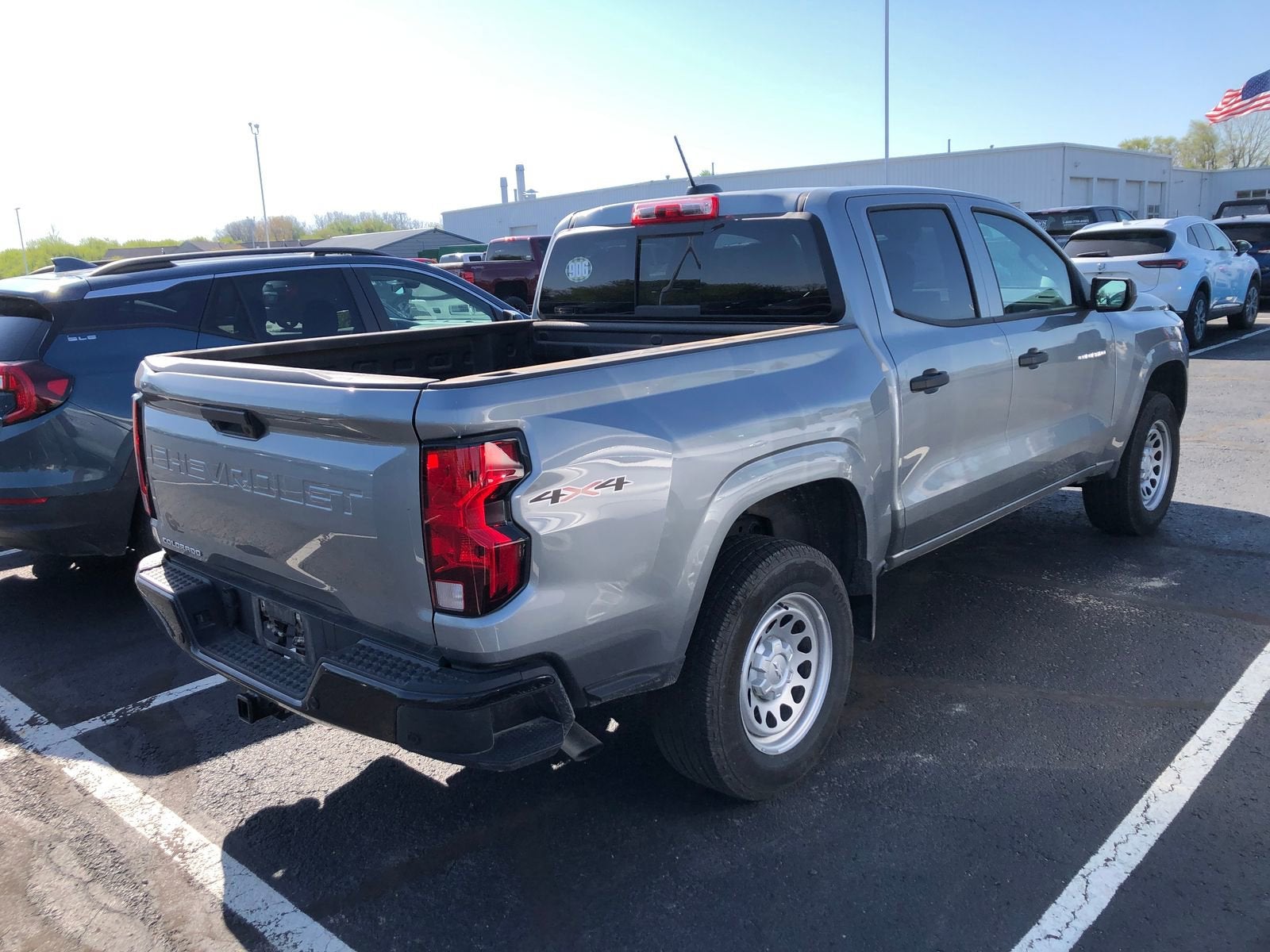 2025 Chevrolet Colorado WT/LT