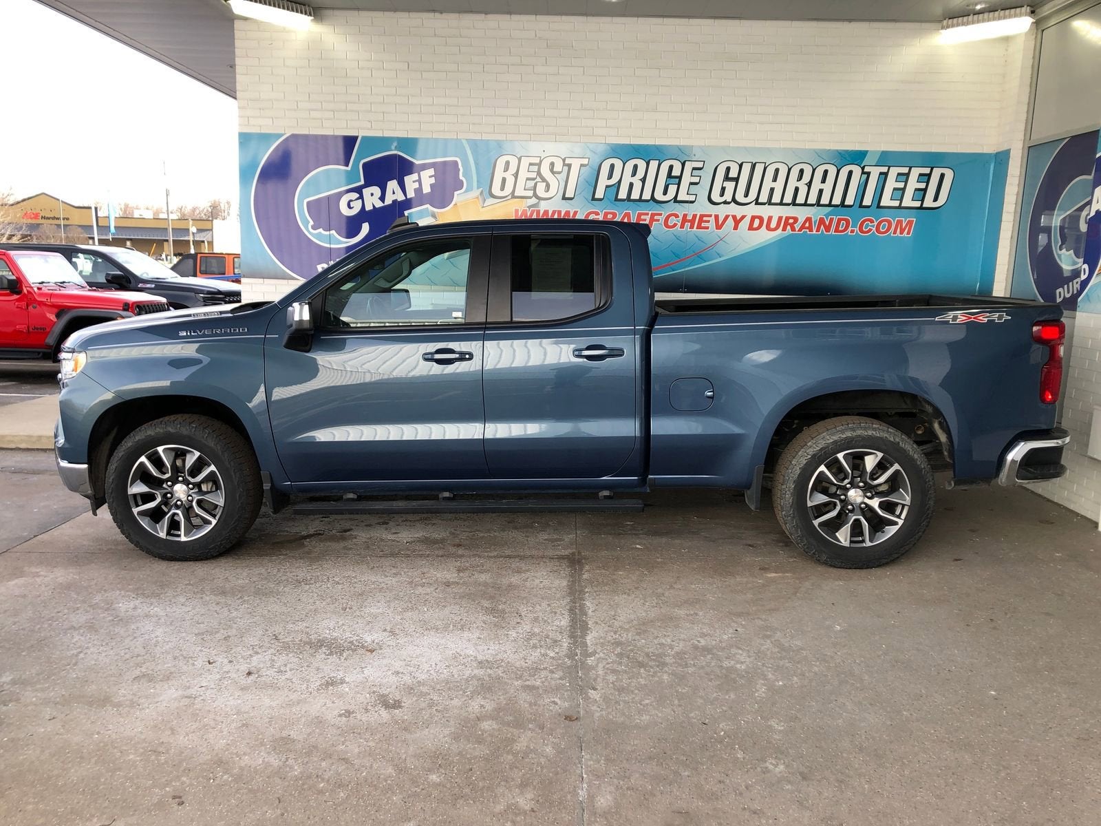 2024 Chevrolet Silverado 1500 LT (2FL)