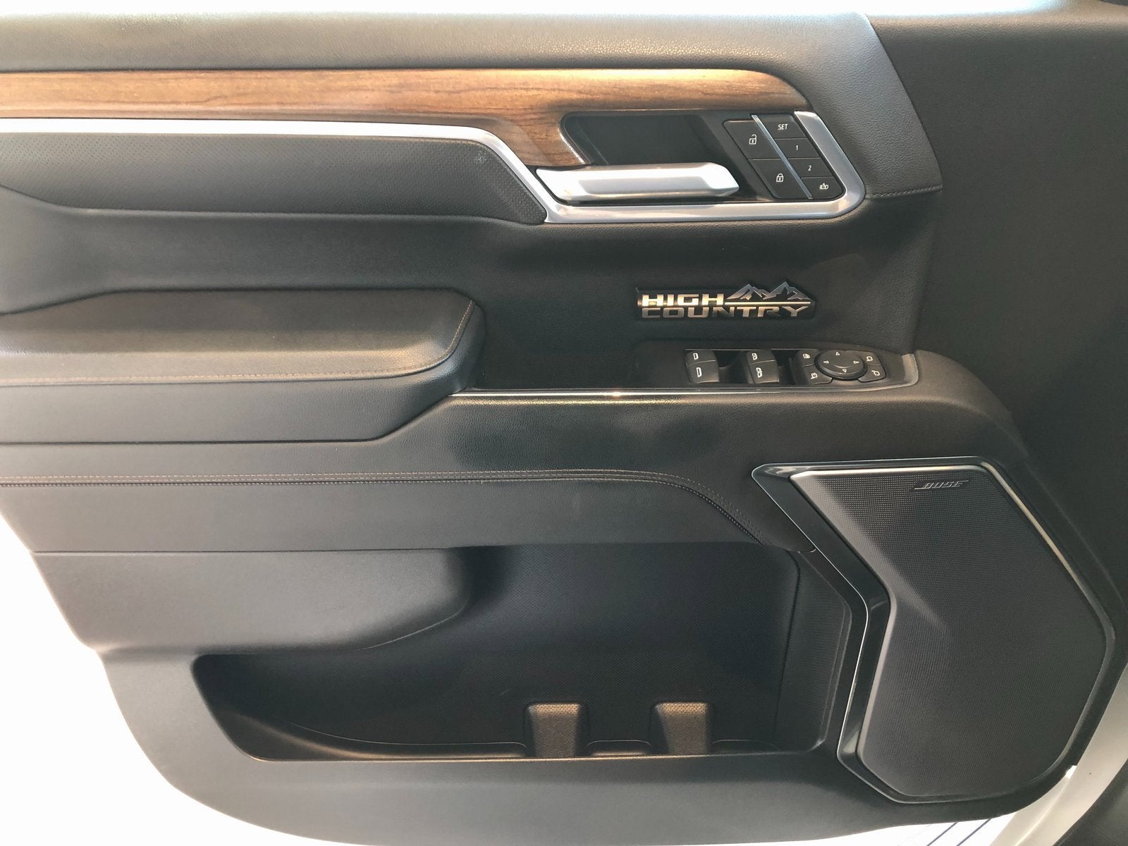 2022 Chevrolet Silverado 1500 High Country