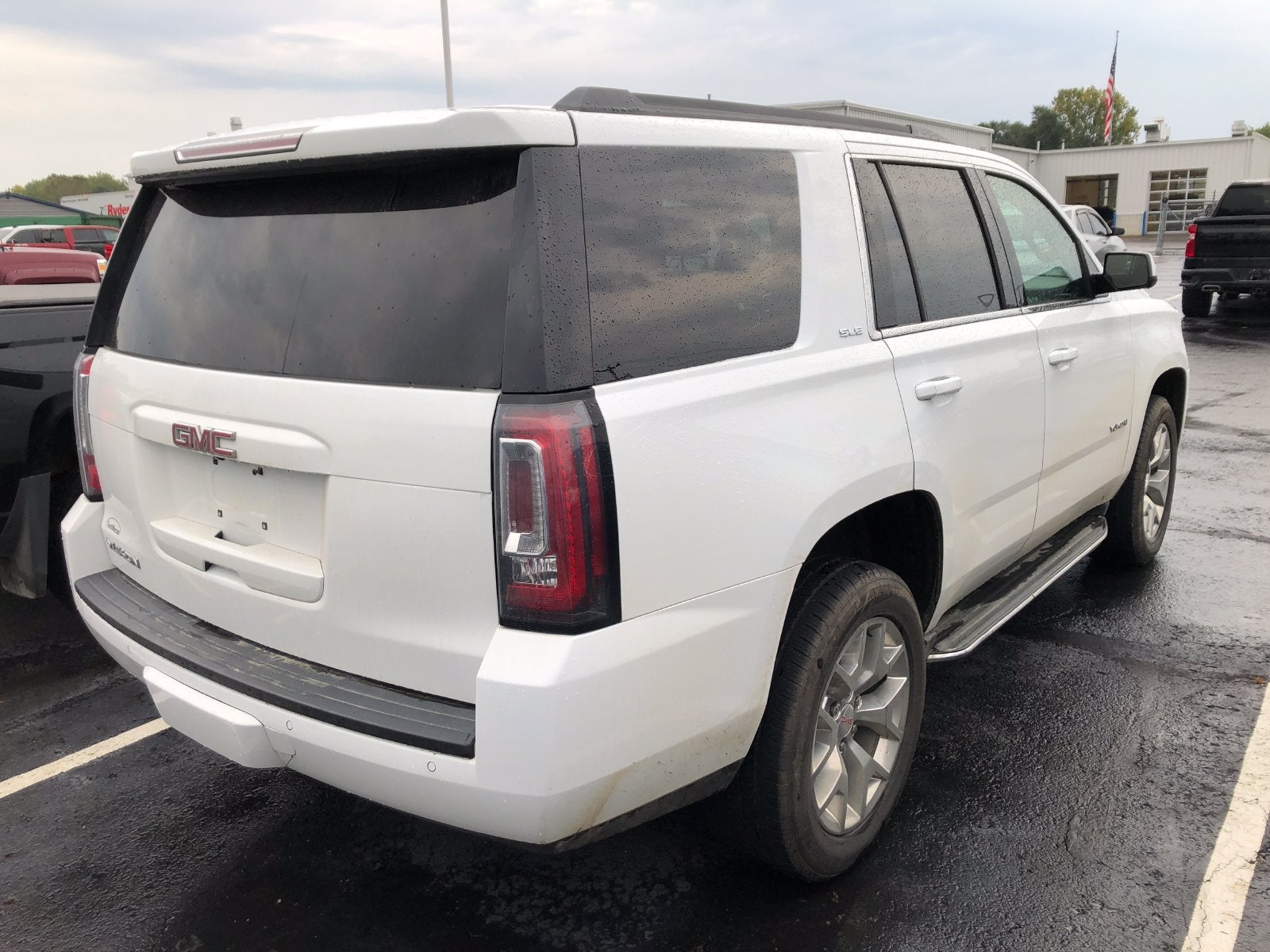 2019 GMC Yukon SLE
