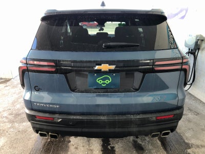 2024 Chevrolet Traverse LS