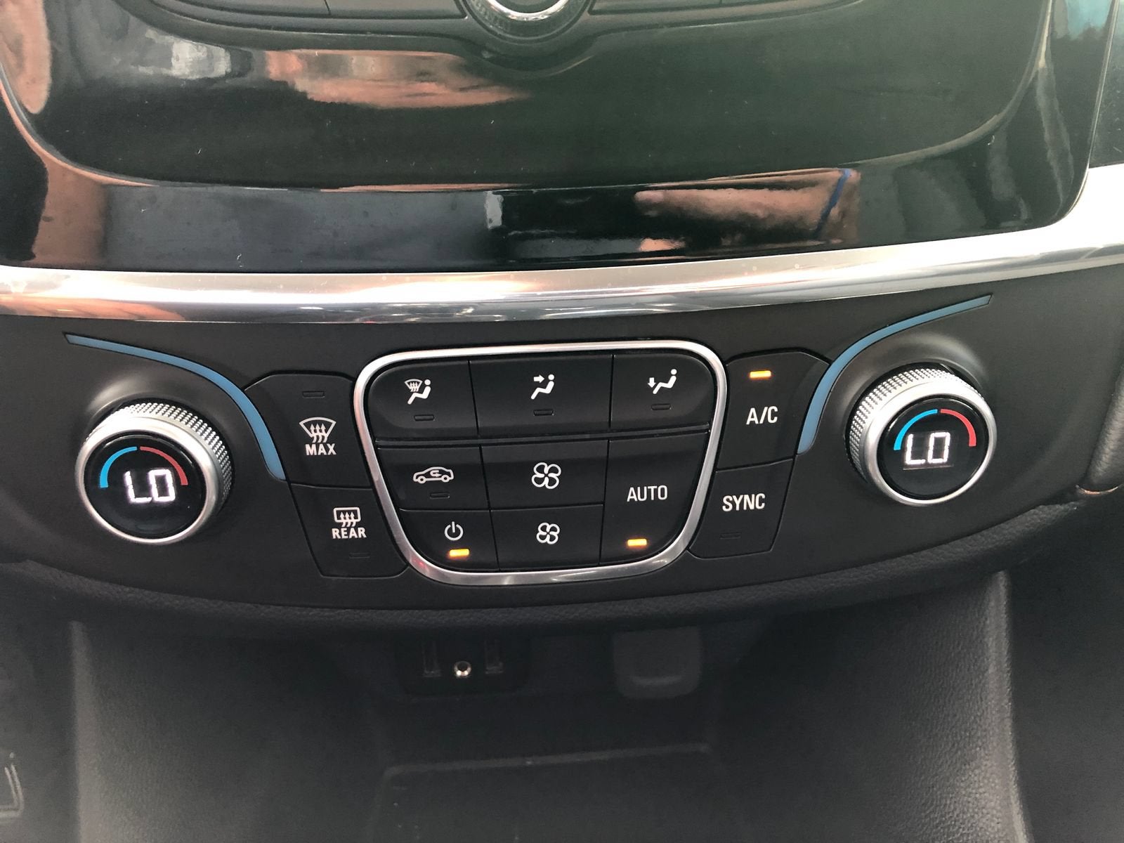 2018 Chevrolet Traverse LS