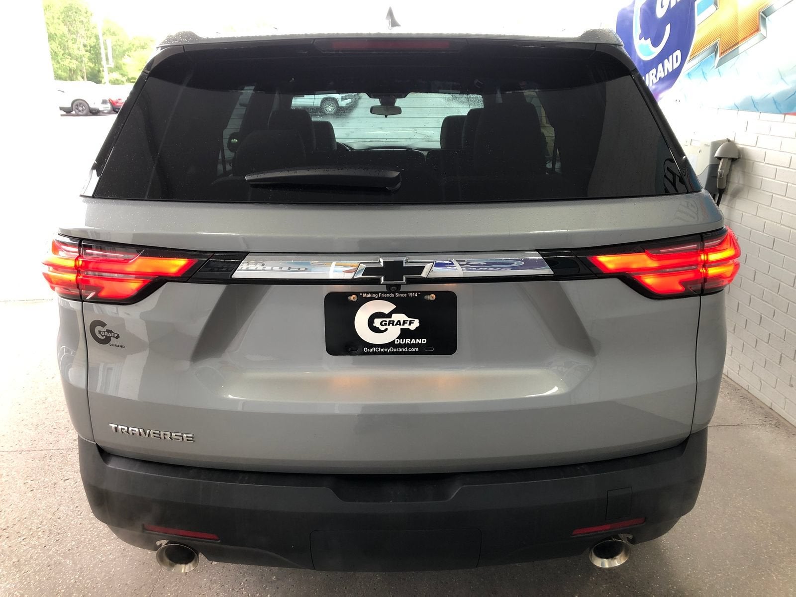 2023 Chevrolet Traverse LS