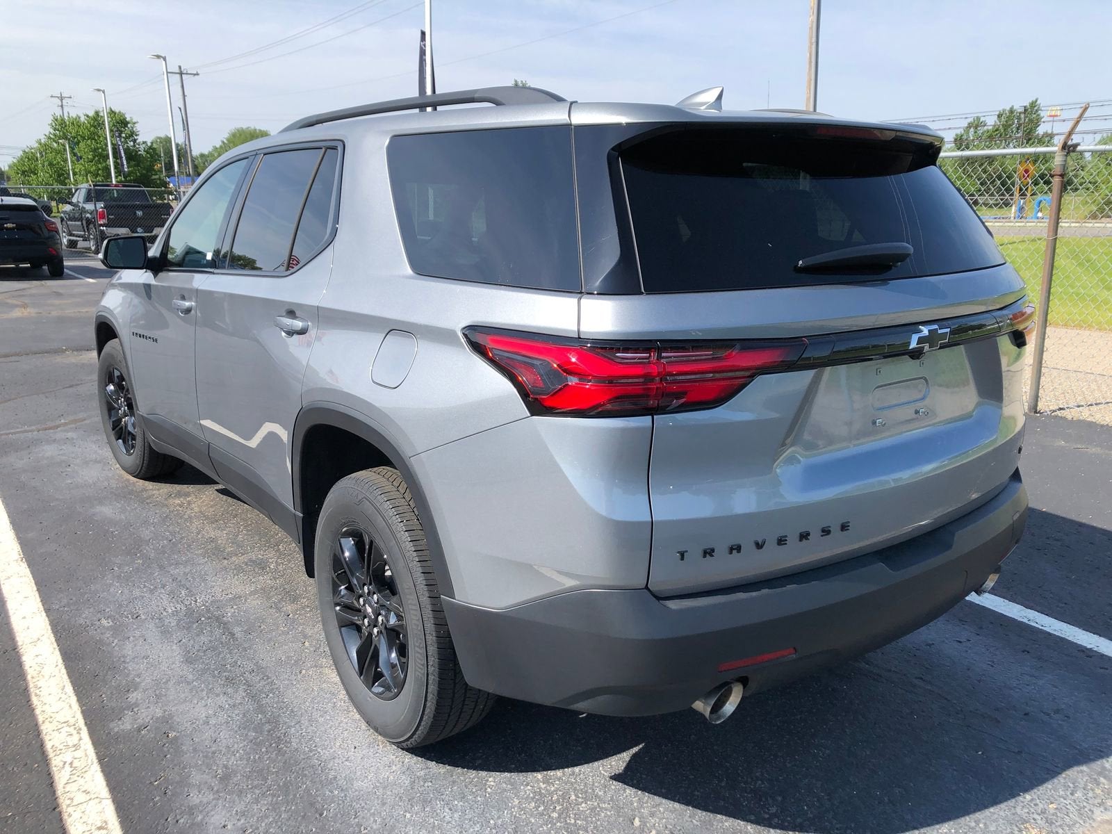 2023 Chevrolet Traverse LT Cloth