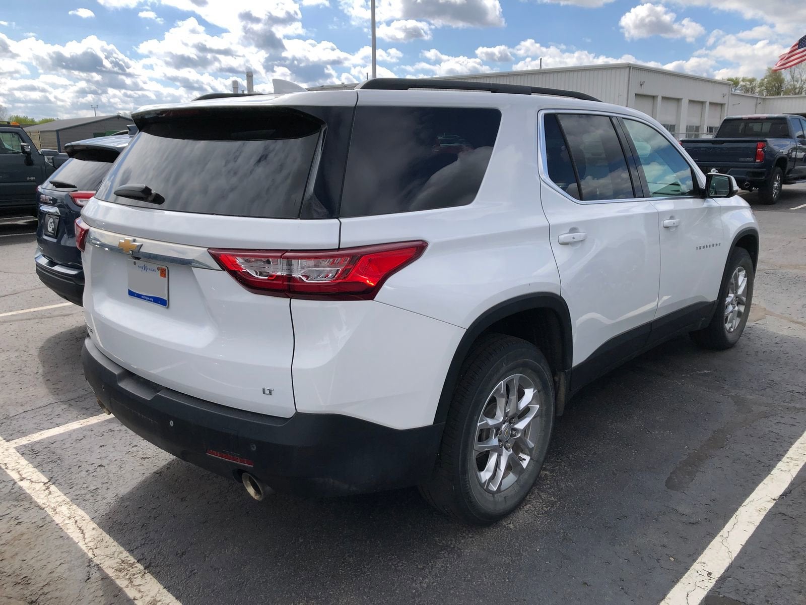 2020 Chevrolet Traverse LT Cloth