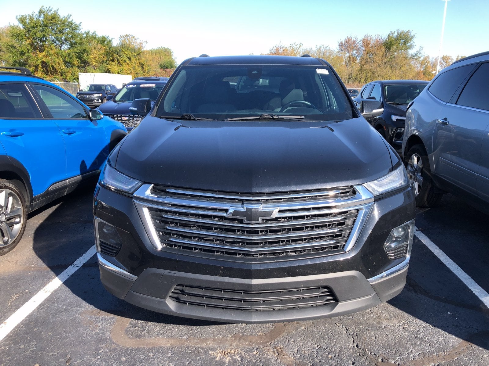 2023 Chevrolet Traverse LT Cloth