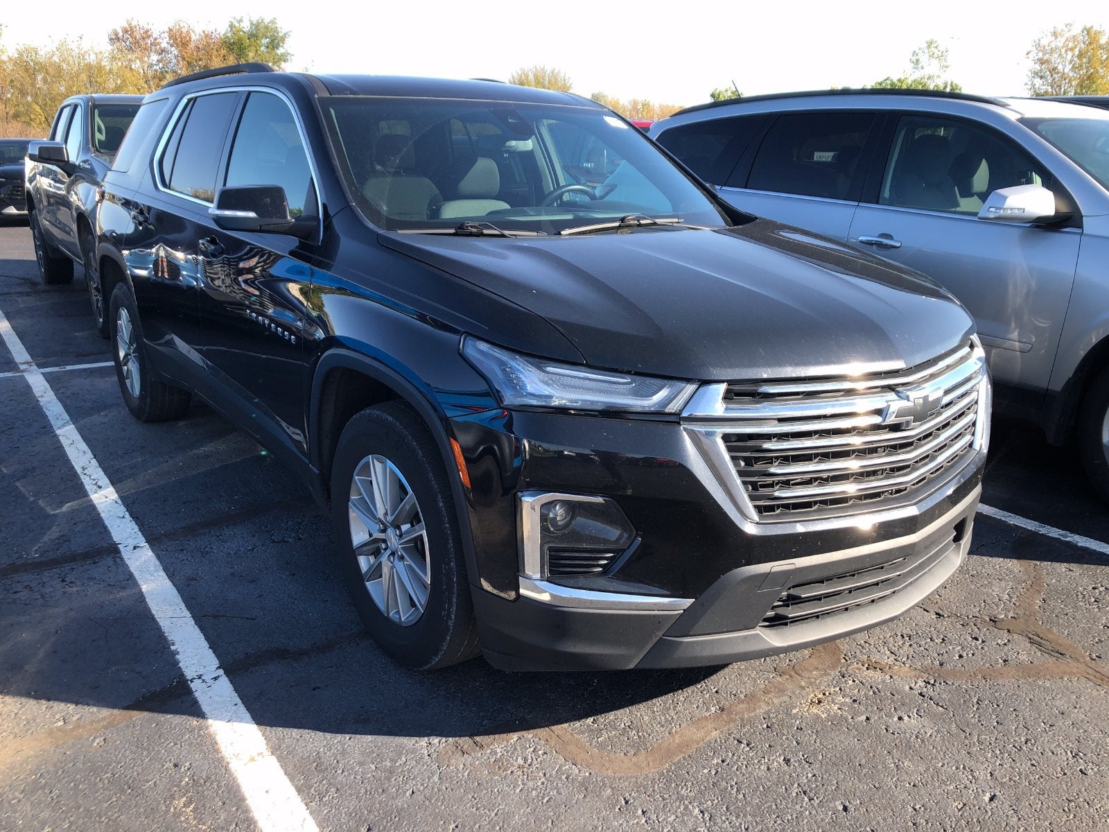 2023 Chevrolet Traverse LT Cloth