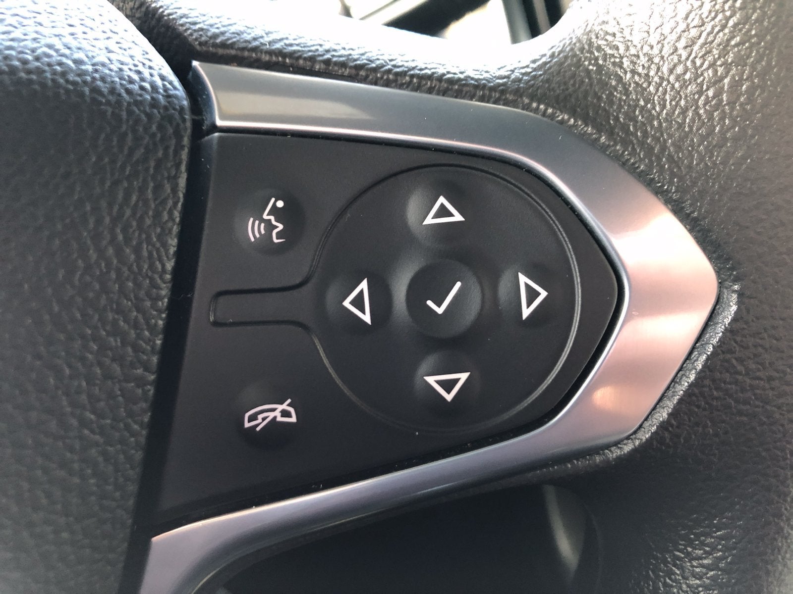 2024 Chevrolet Traverse Limited LS