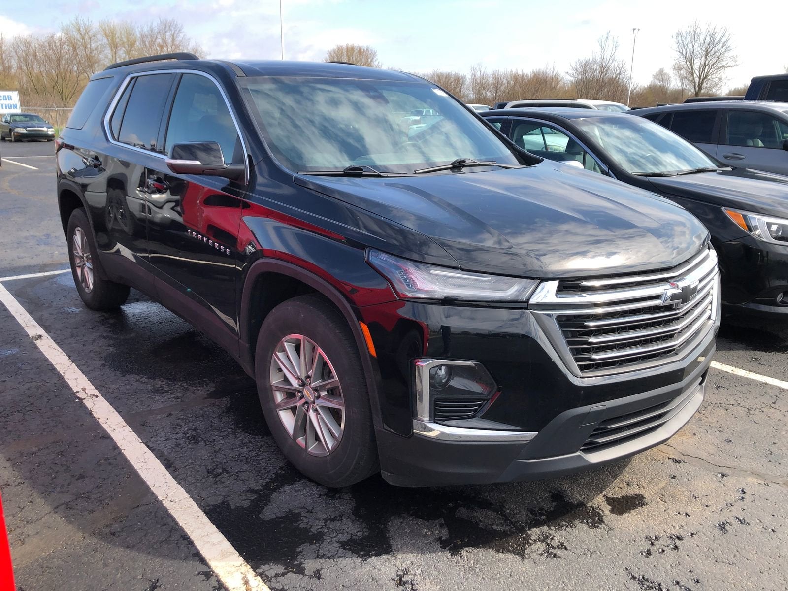 2023 Chevrolet Traverse LT Cloth