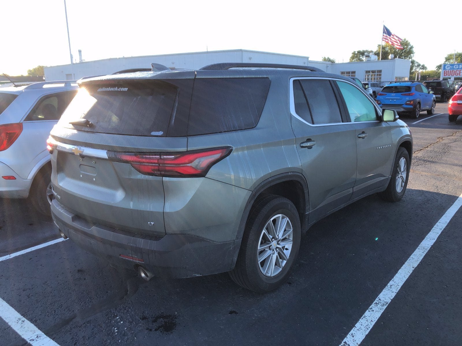 2022 Chevrolet Traverse LT Cloth