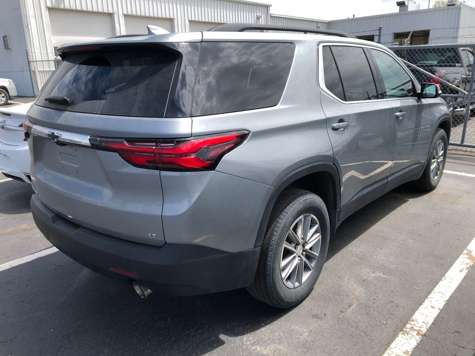 2023 Chevrolet Traverse LT Cloth