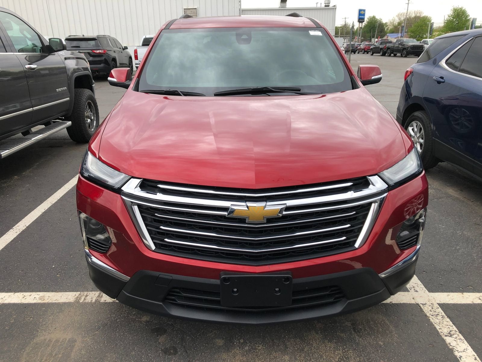 2023 Chevrolet Traverse LT Leather