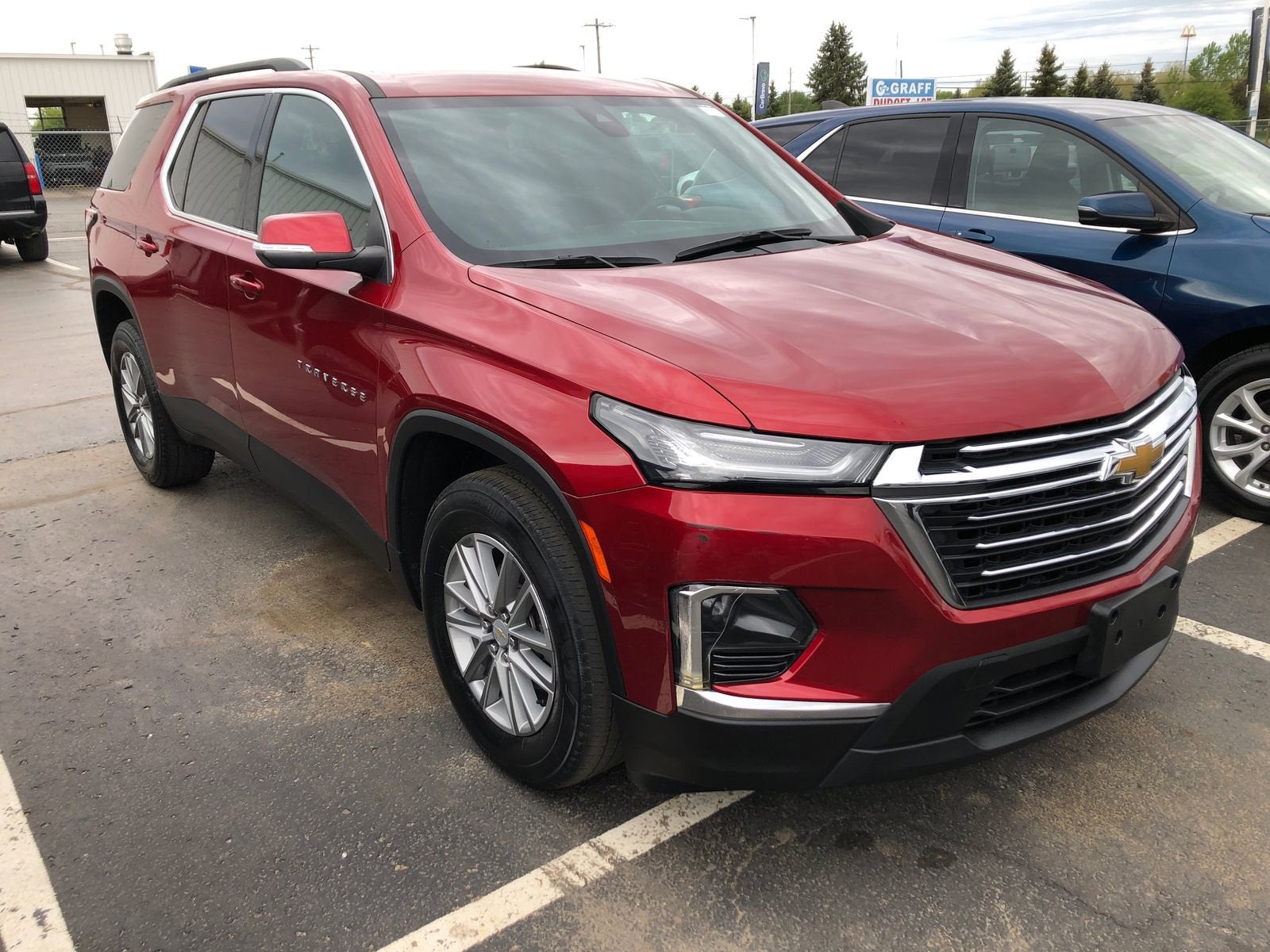 2023 Chevrolet Traverse LT Leather