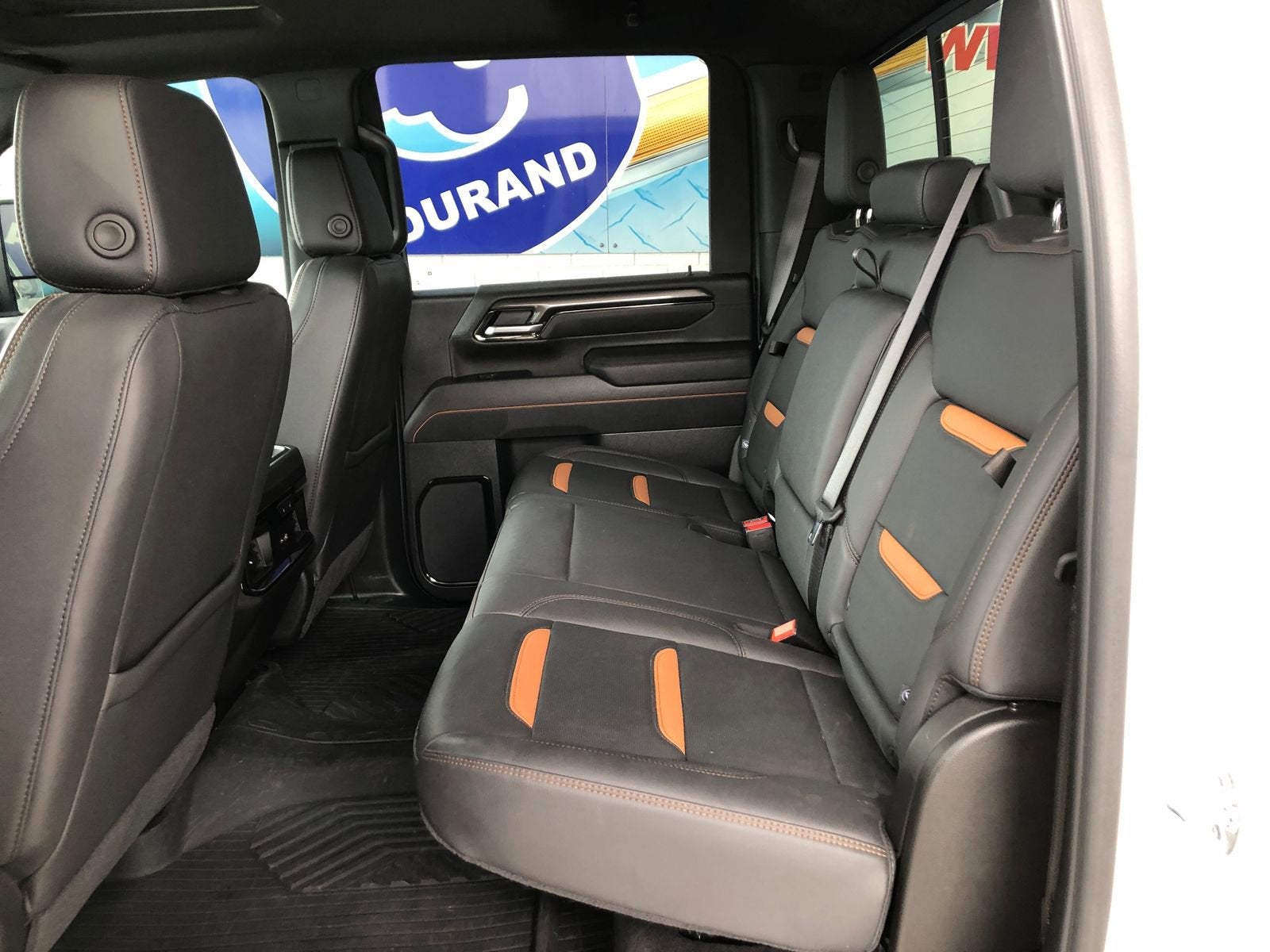 2025 GMC Sierra 3500 HD AT4