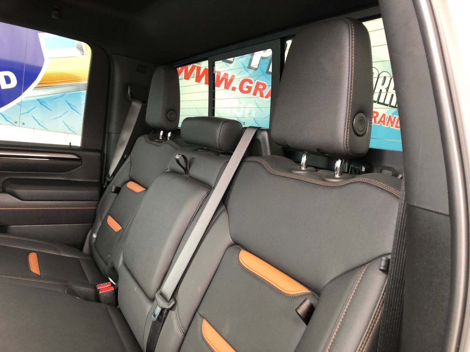2025 GMC Sierra 3500 HD AT4