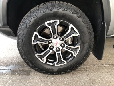 2025 GMC Canyon AT4