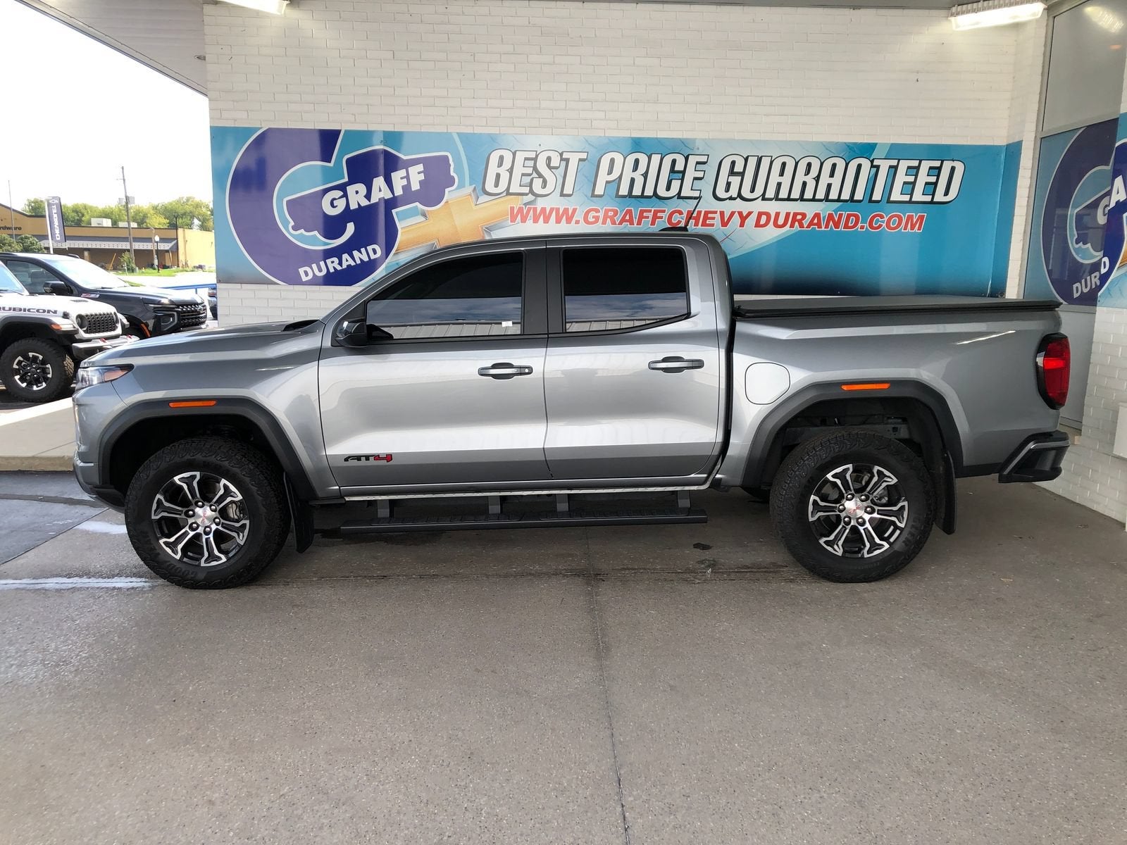 2025 GMC Canyon AT4