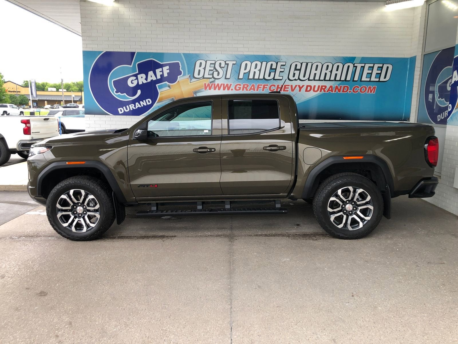2024 GMC Canyon AT4