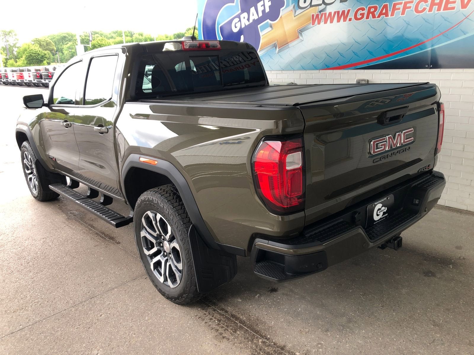 2024 GMC Canyon AT4