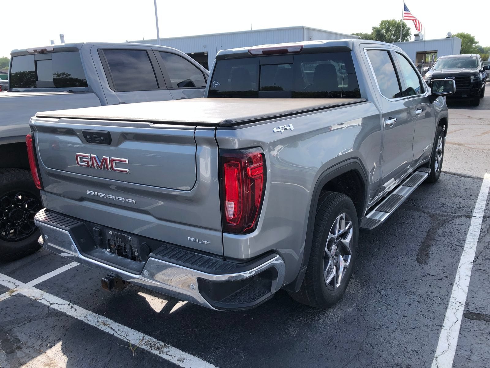 2023 GMC Sierra 1500 SLT