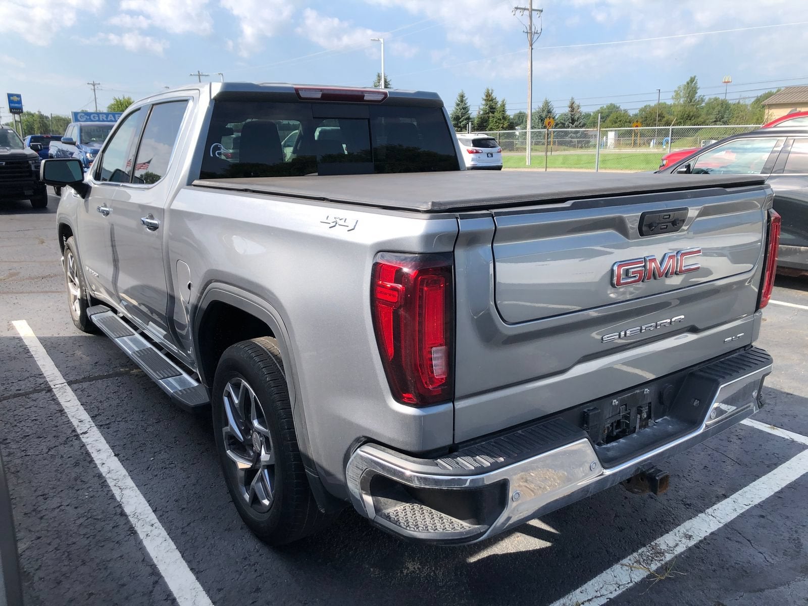 2023 GMC Sierra 1500 SLT