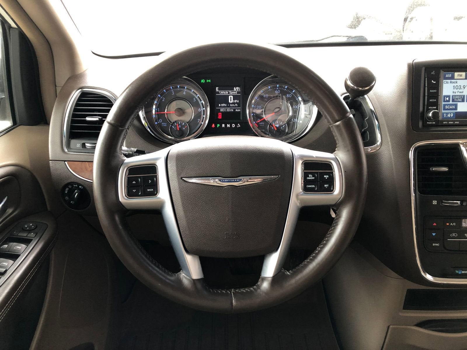 2011 Chrysler Town & Country Touring