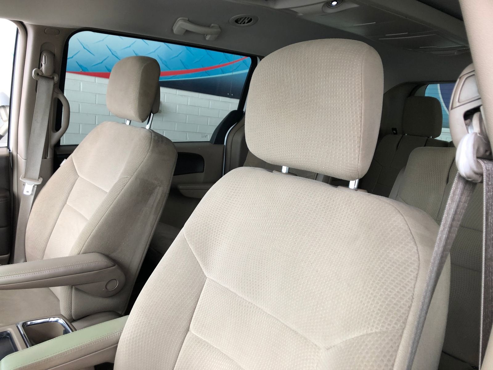 2011 Chrysler Town & Country Touring