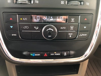 2011 Chrysler Town & Country Touring