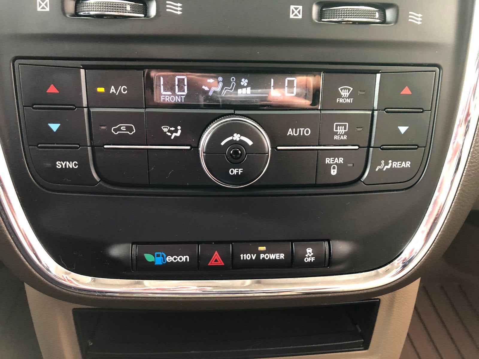 2011 Chrysler Town & Country Touring