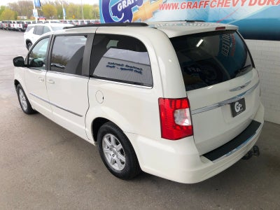 2011 Chrysler Town & Country Touring
