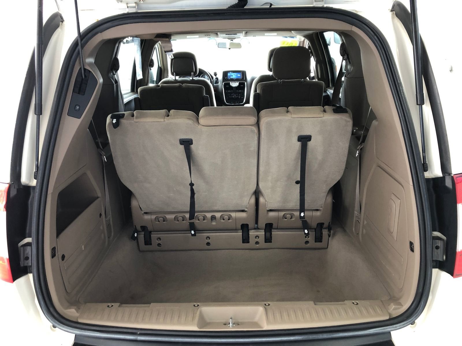 2011 Chrysler Town & Country Touring