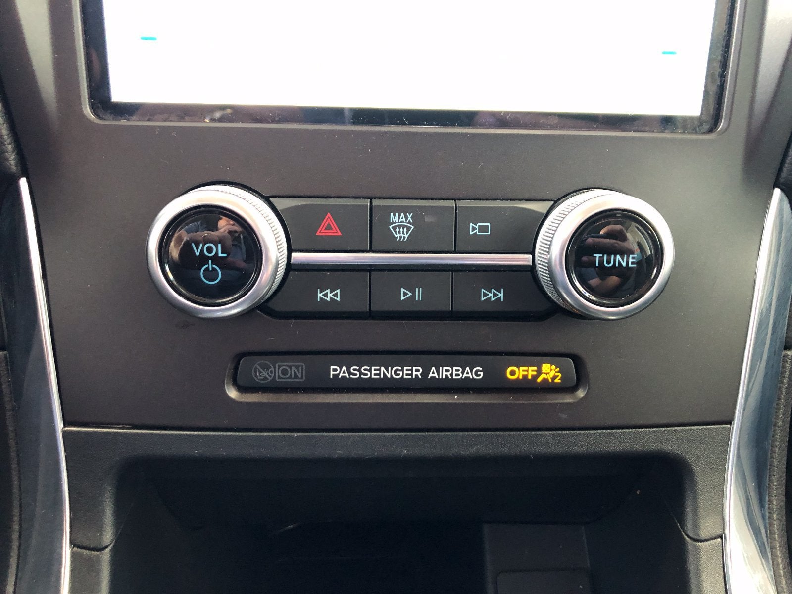 2021 Ford Edge Titanium