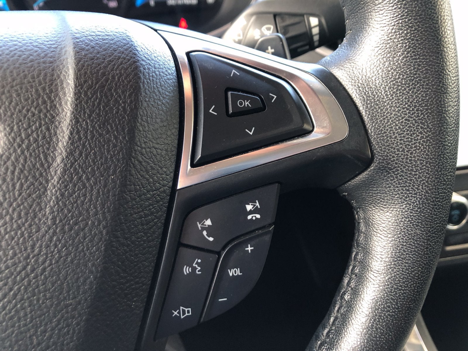 2021 Ford Edge Titanium
